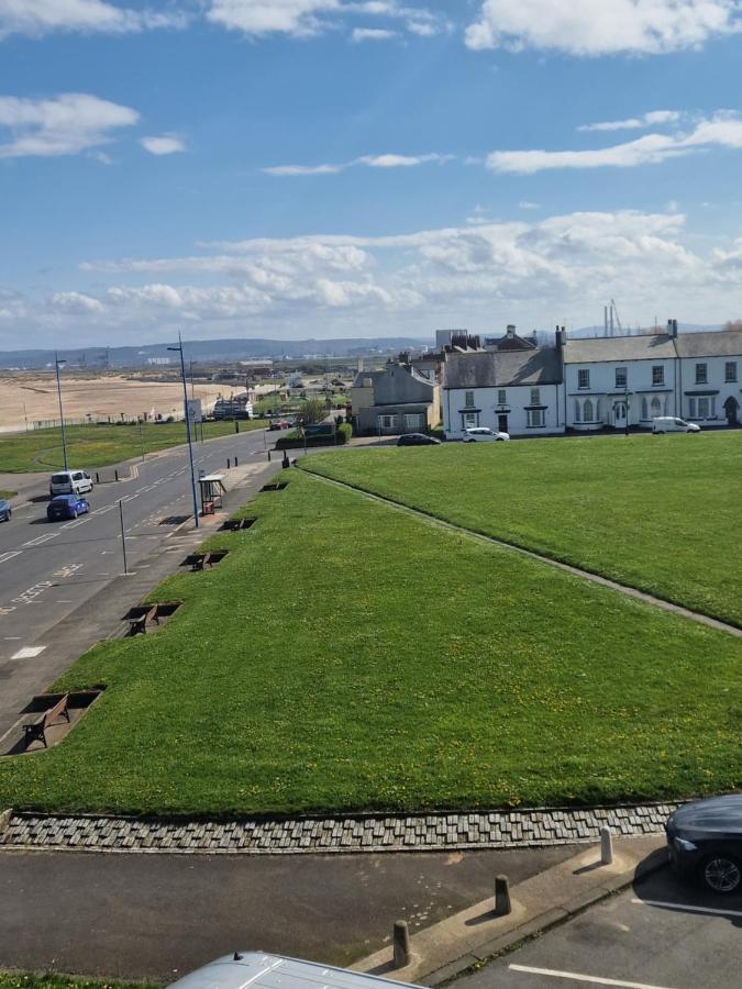 2 The Green, Exceptional Large House, Sea Views Loads Of Bathrooms Seaton Carew Eksteriør bilde